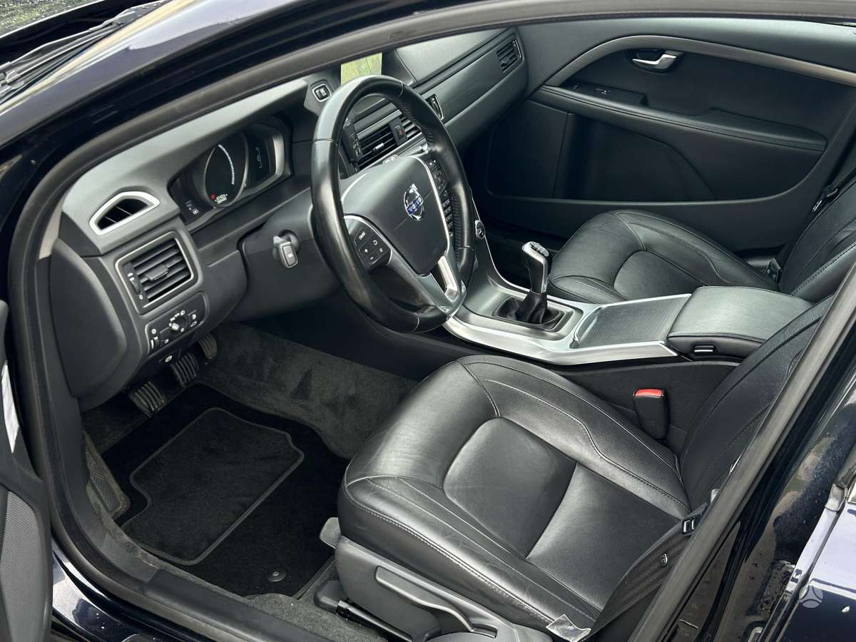 Volvo V70, 2.0 l., Универсал