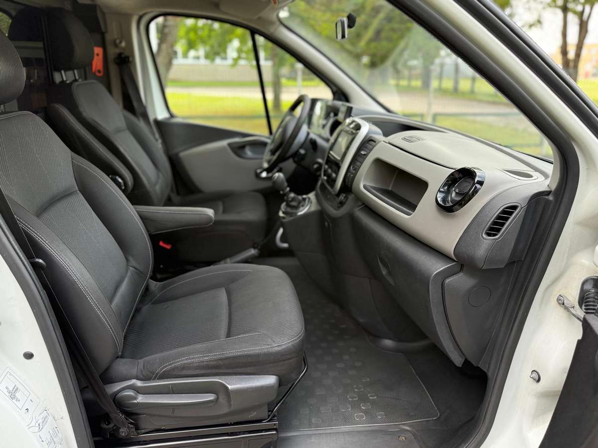 Renault Trafic, 1.6 l., Минивэн