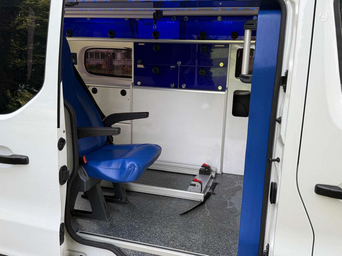 Renault Trafic, 1.6 l., mpv / minivan