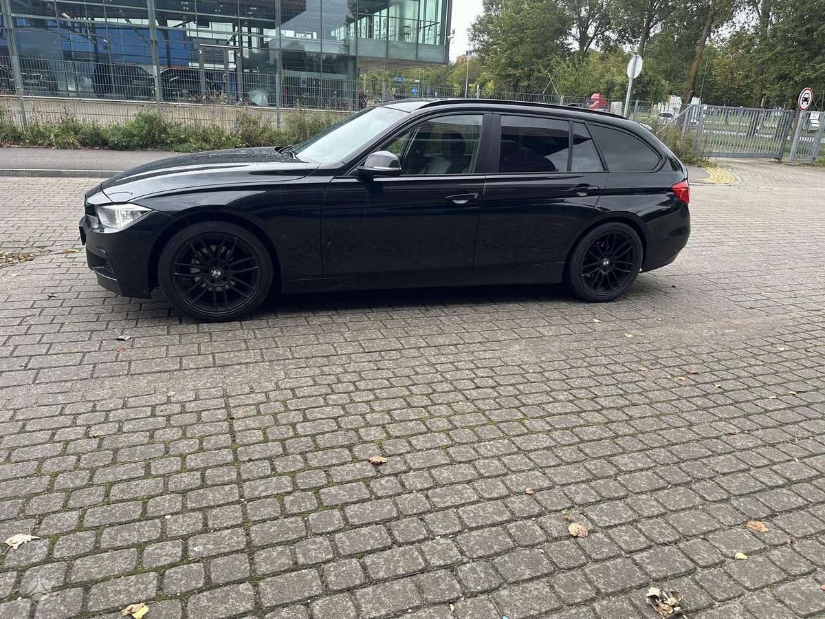 BMW 318, 2.0 l., wagon