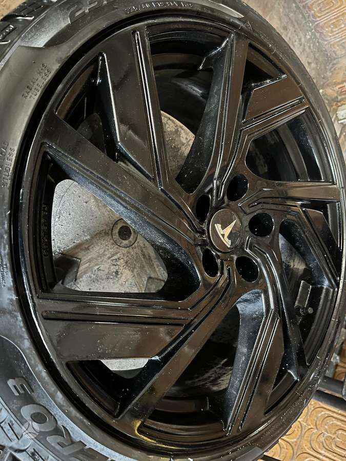 TESLA, light alloy, R19