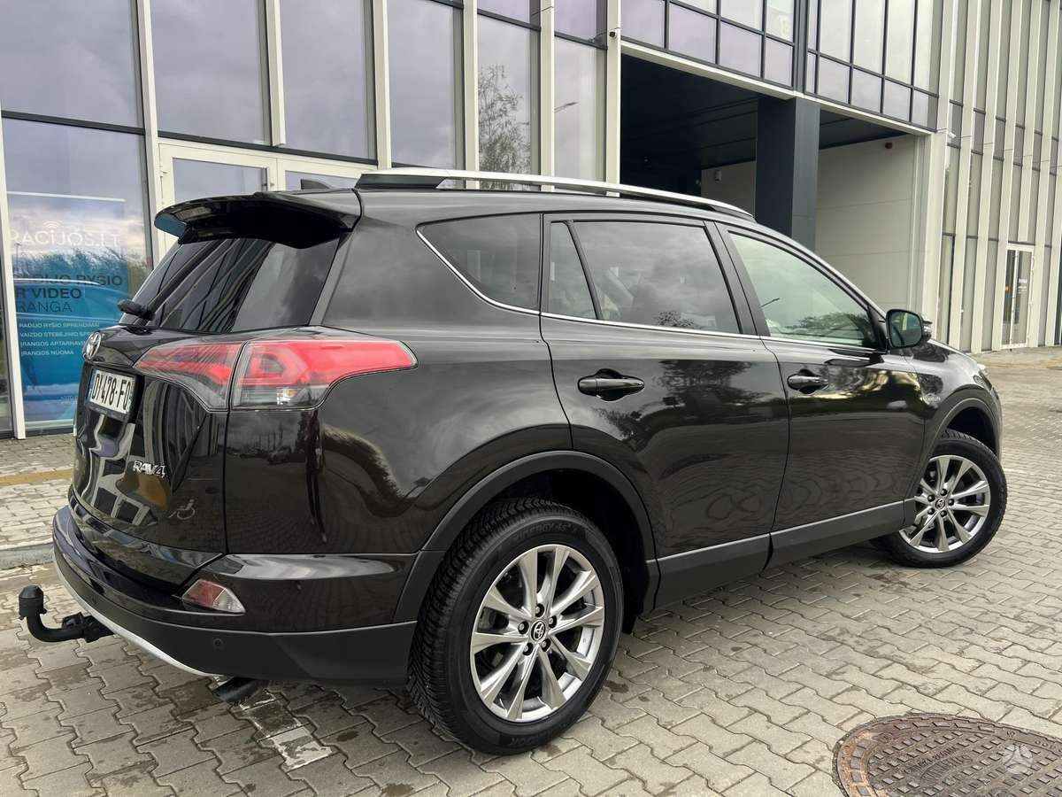 Toyota RAV4 - 4