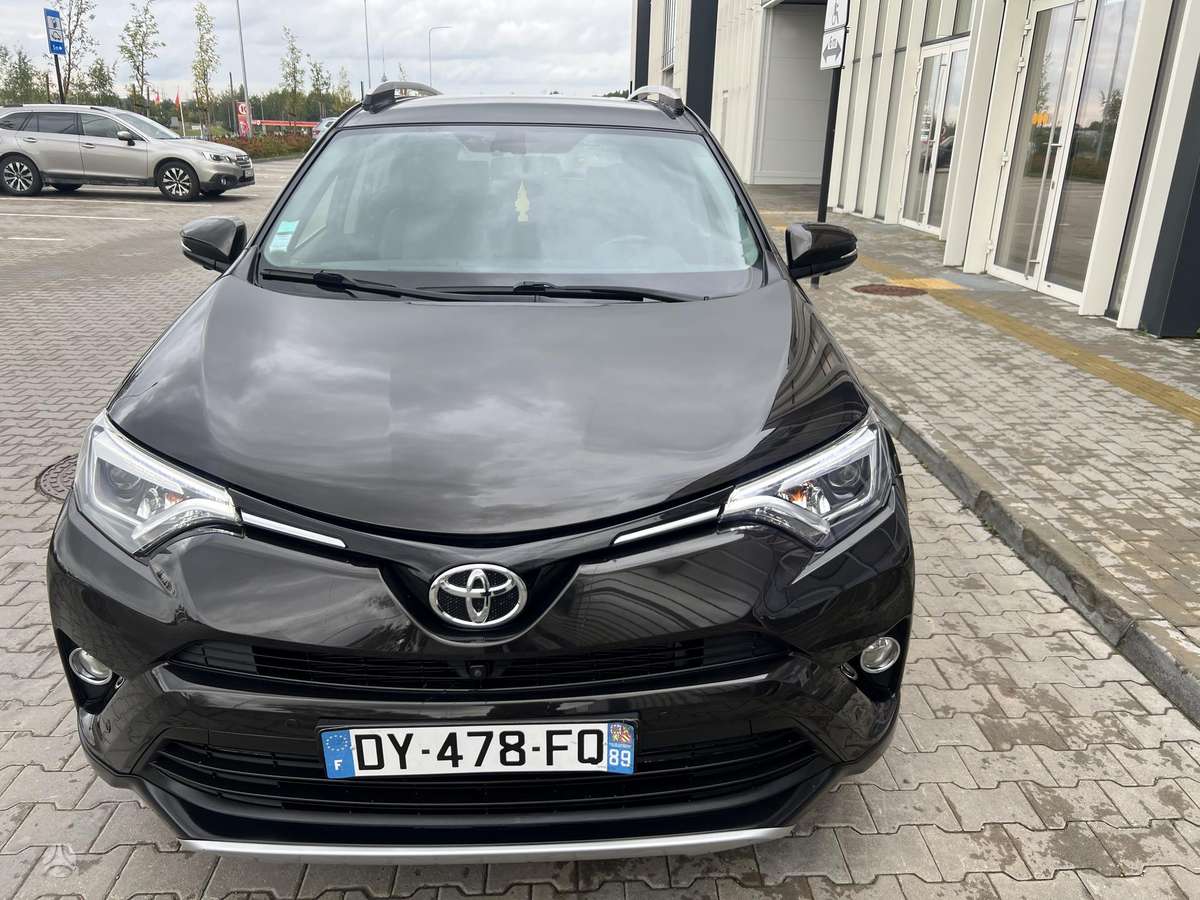 Toyota RAV4 - 7