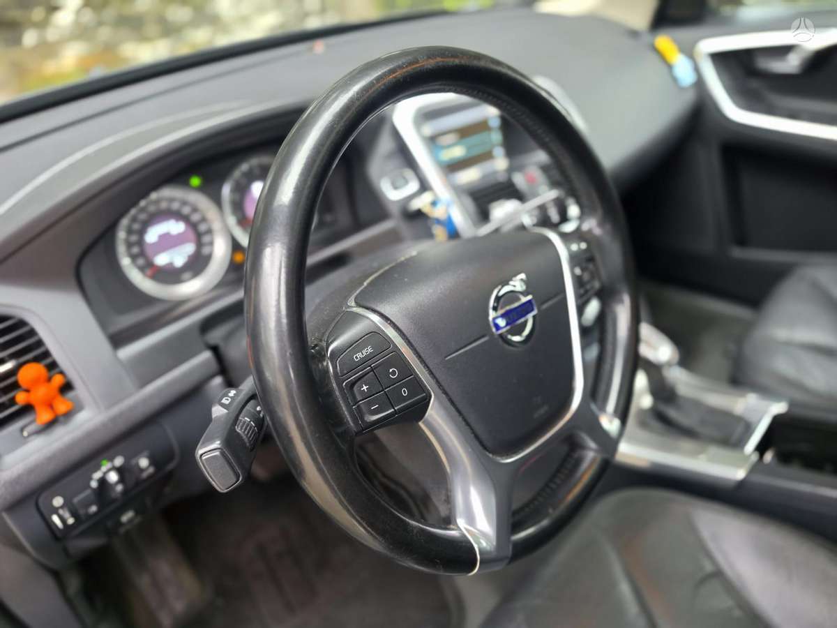Volvo XC60 - 6