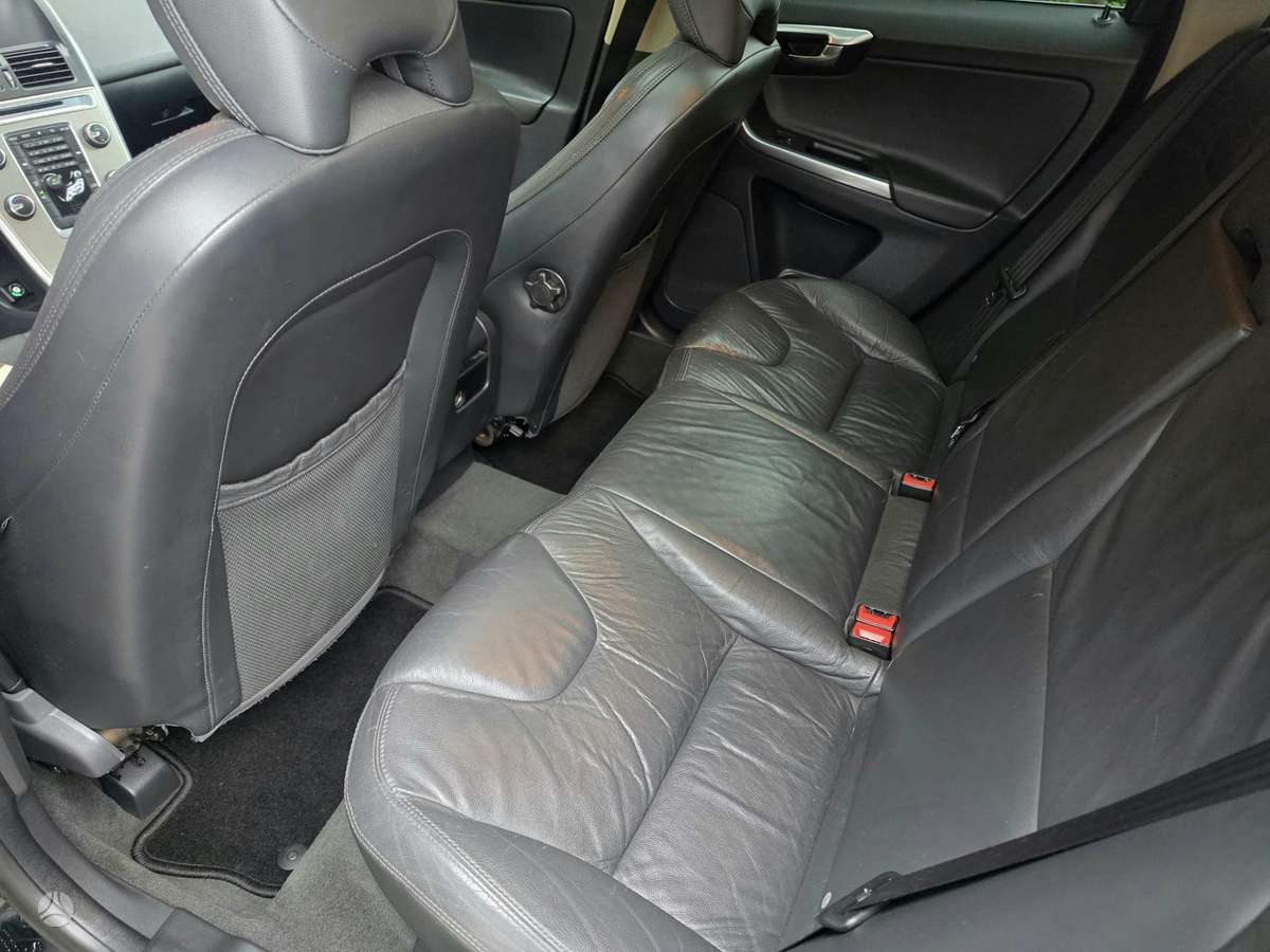 Volvo XC60 - 8