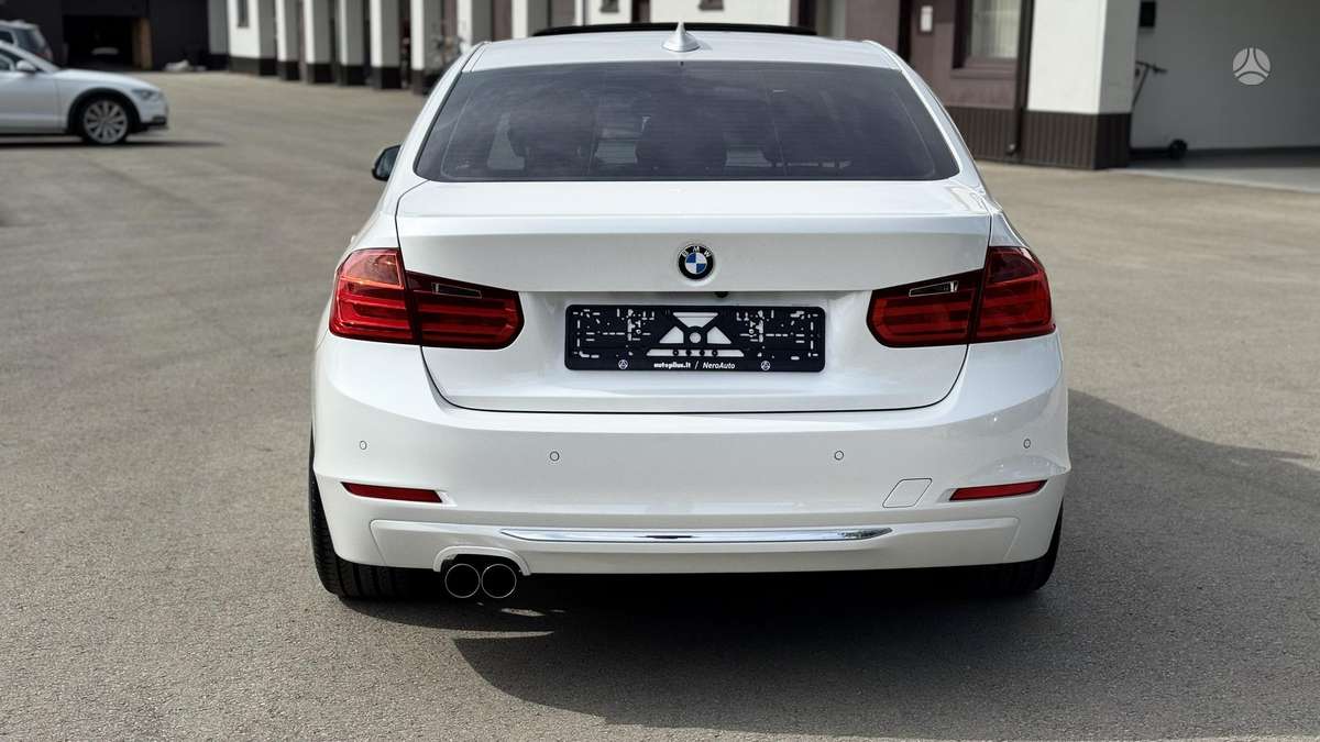 BMW 320, 2.0 l., Седан