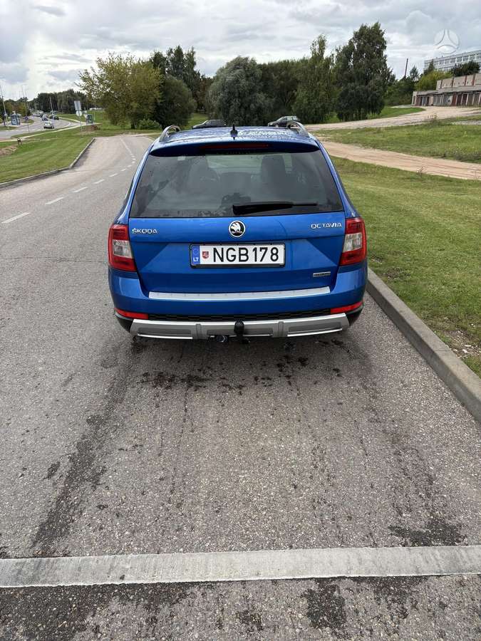 Škoda Octavia Scout - 3
