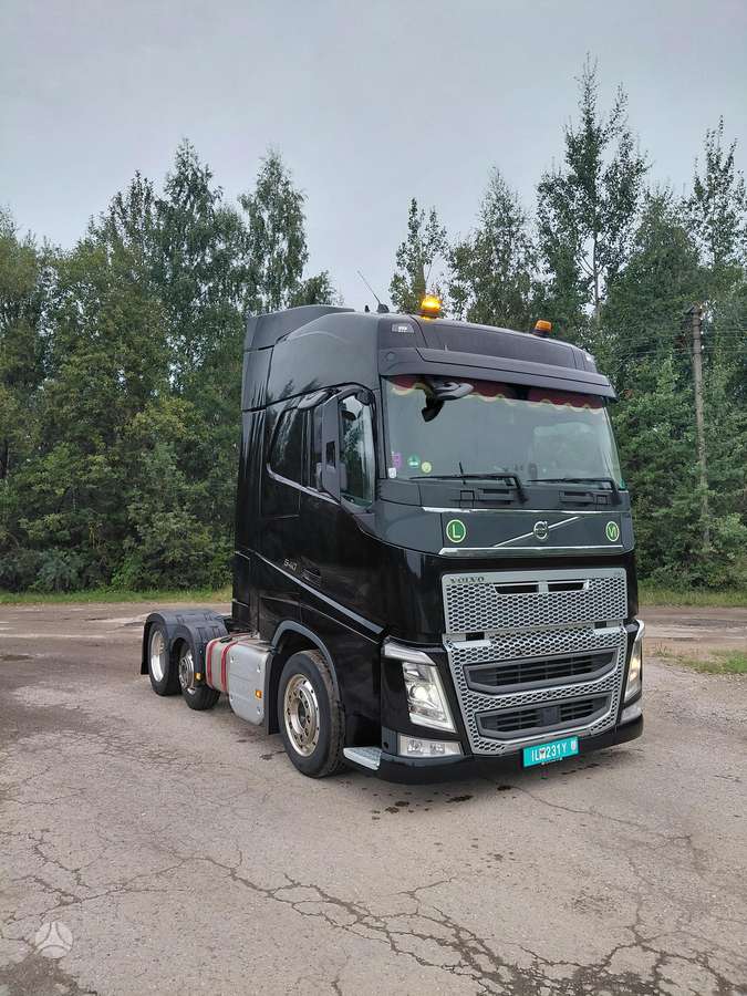 Volvo FH12 540, double sleeper