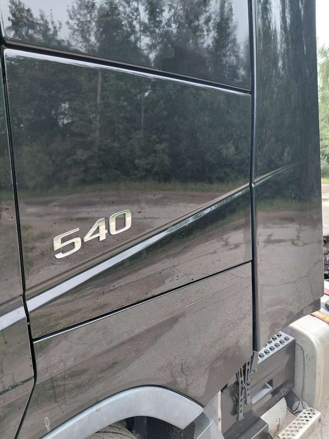 Volvo FH12 540, double sleeper