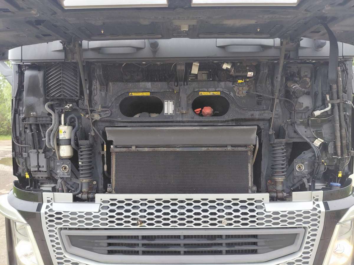 Volvo FH12 540, double sleeper
