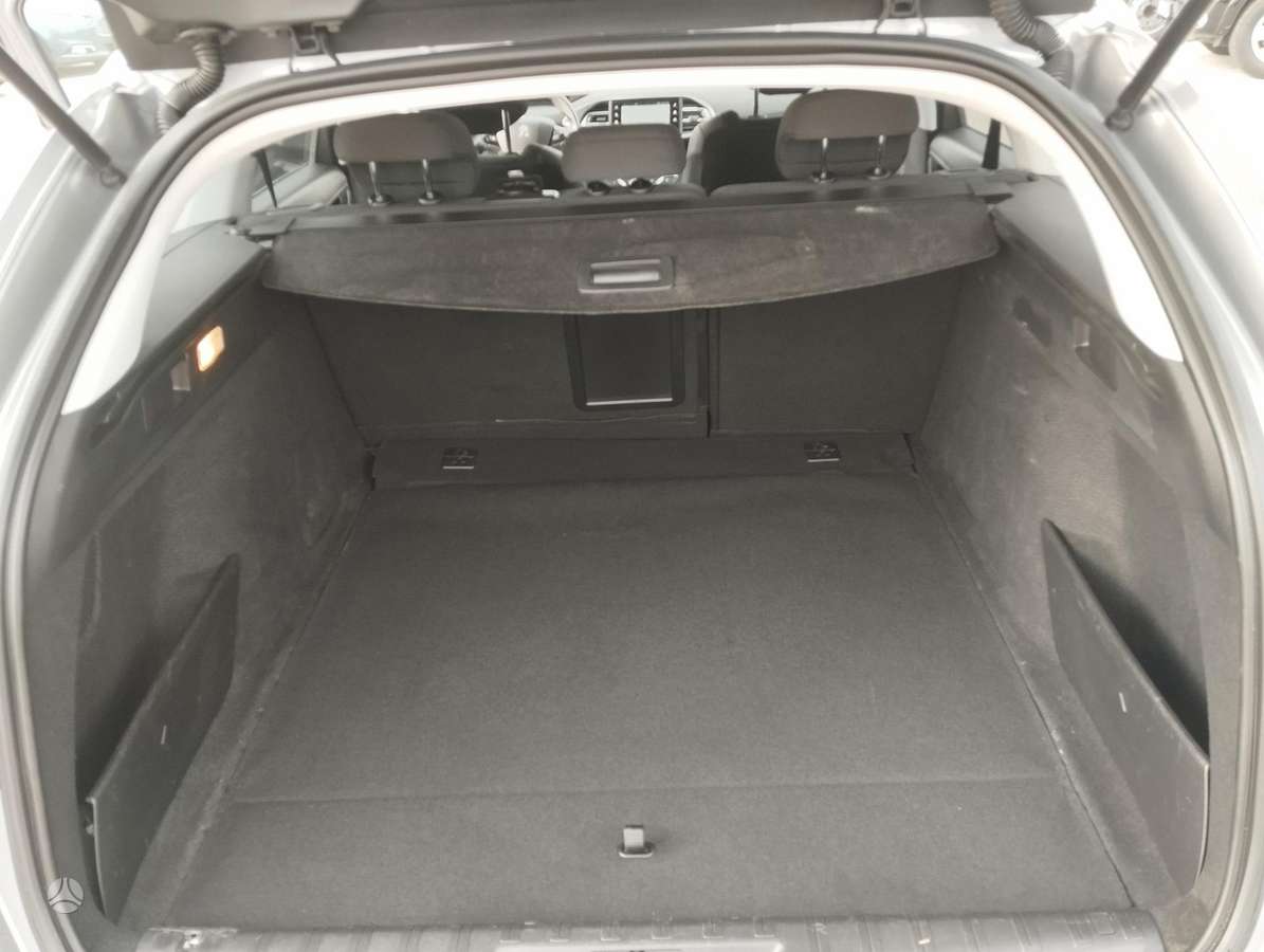 Peugeot 308 - 10