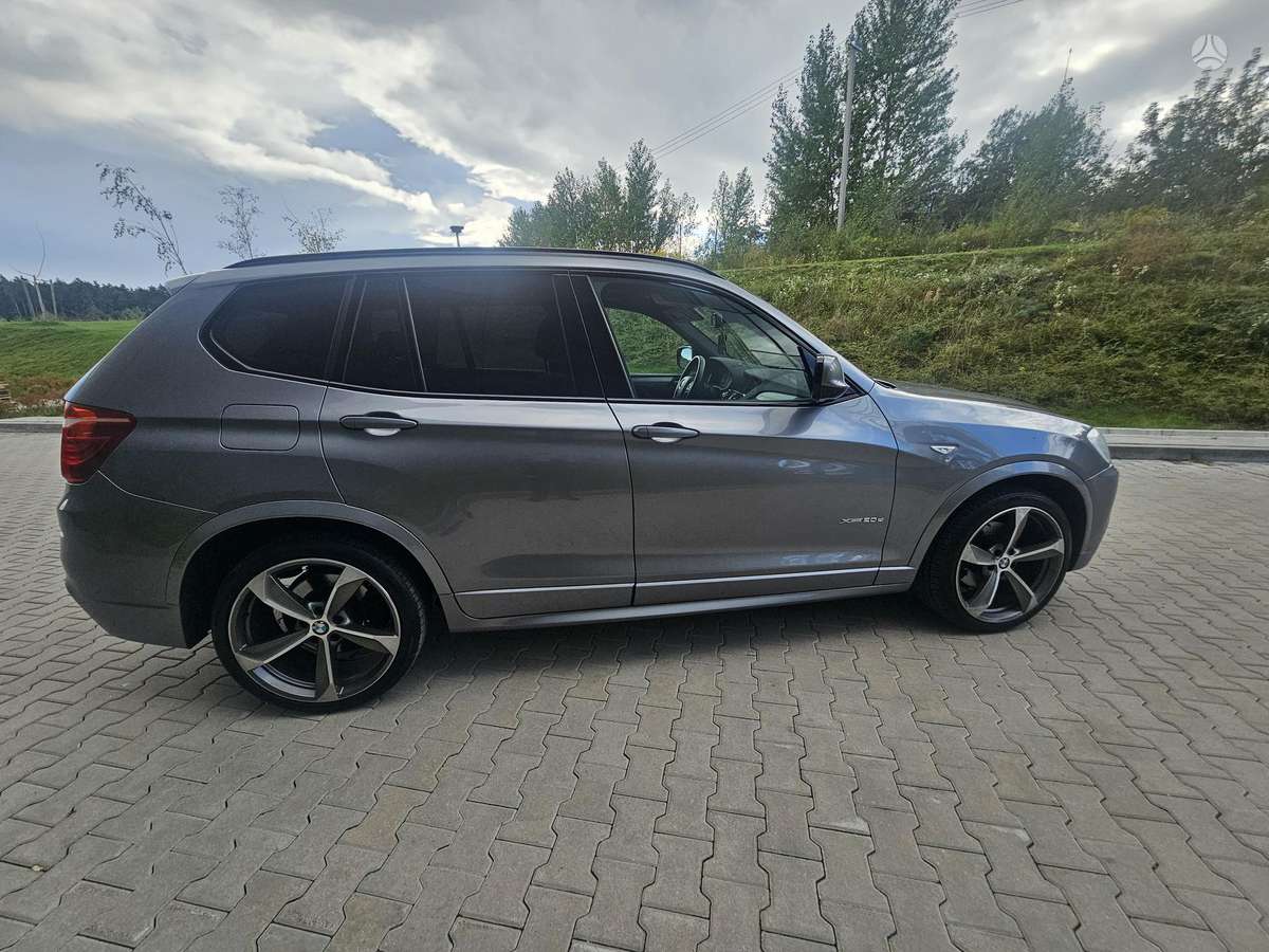 BMW X3, 2.0 l., off-road / crossover