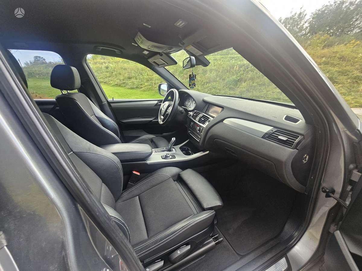 BMW X3, 2.0 l., off-road / crossover