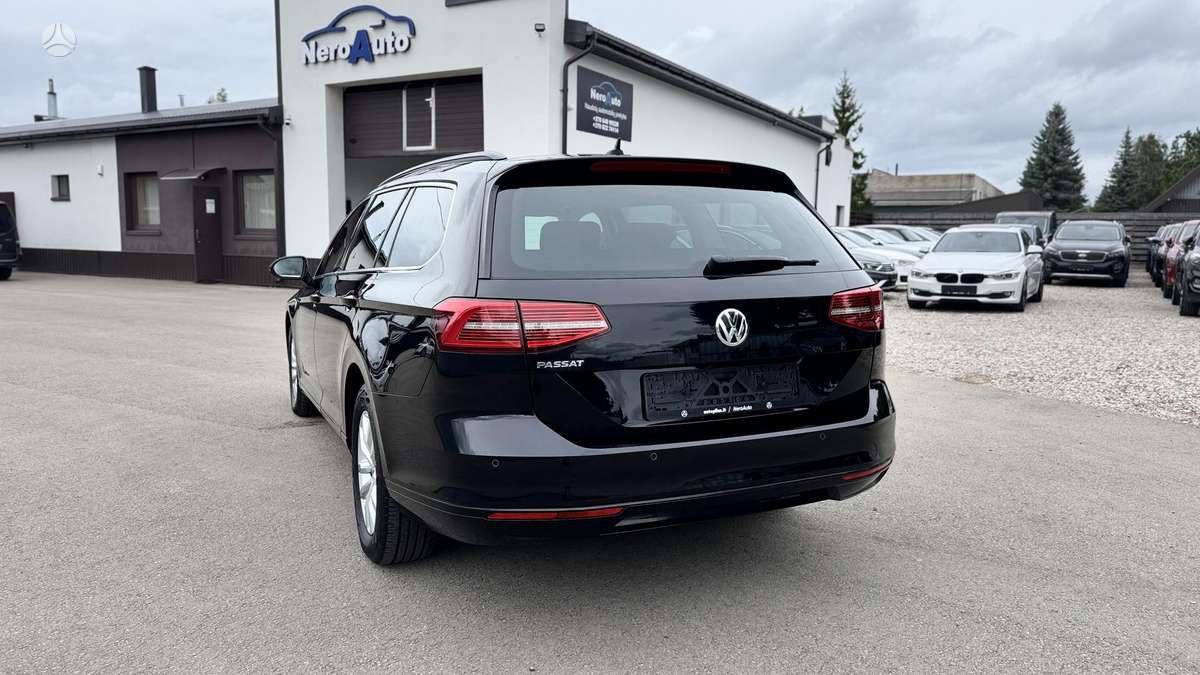 Volkswagen Passat - 8