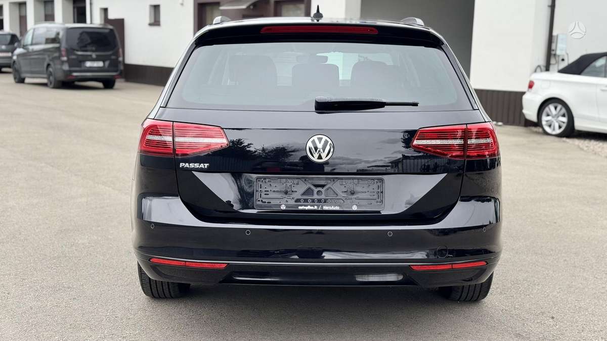 Volkswagen Passat - 9