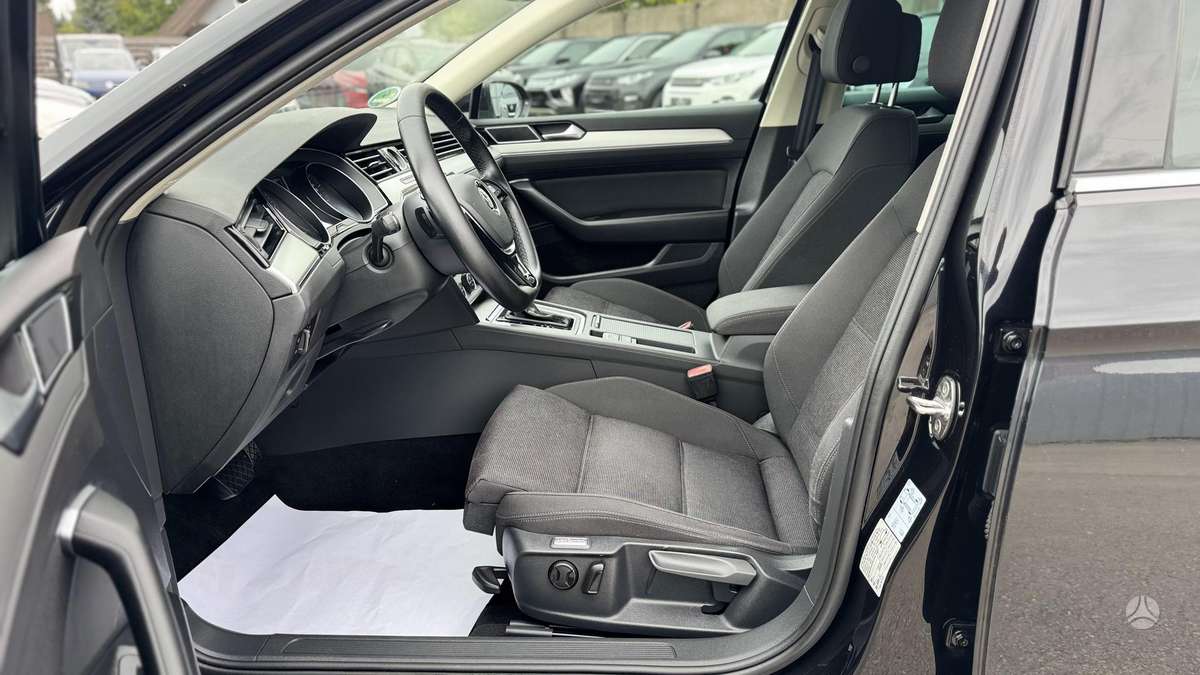 Volkswagen Passat, 2.0 l., Универсал