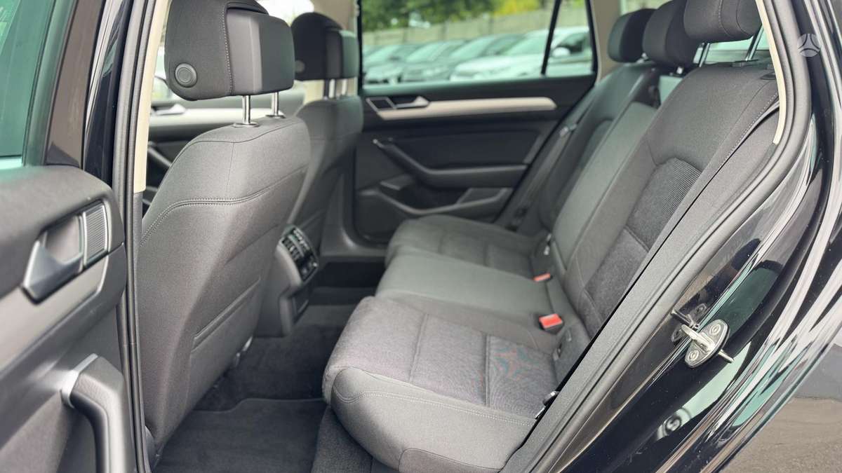 Volkswagen Passat, 2.0 l., Универсал