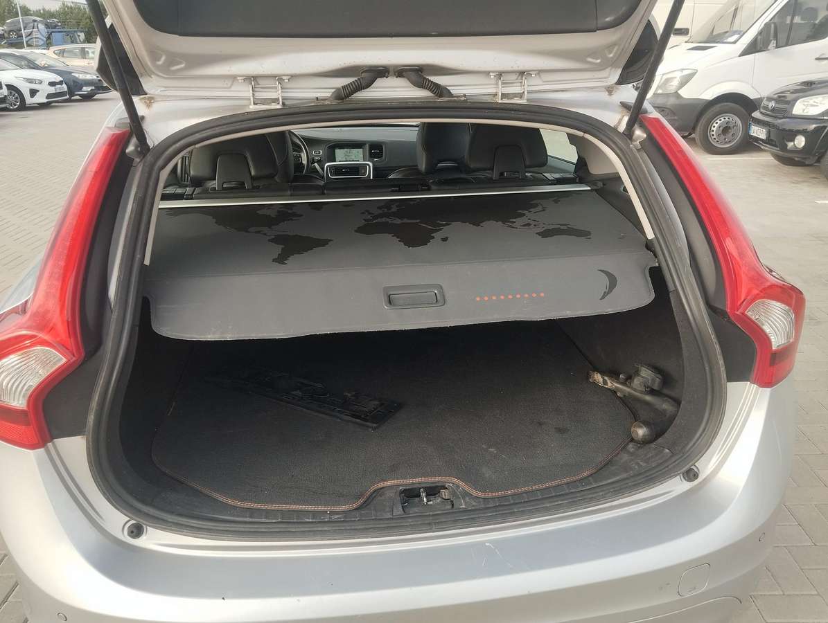 Volvo V60, 2.0 l., Универсал