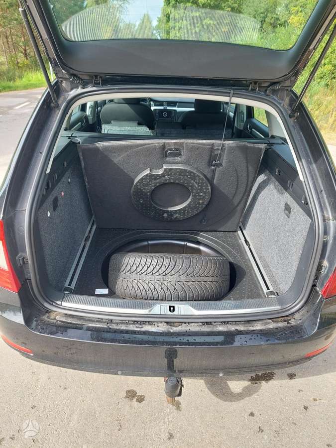 Skoda Superb, 1.6 l., Универсал