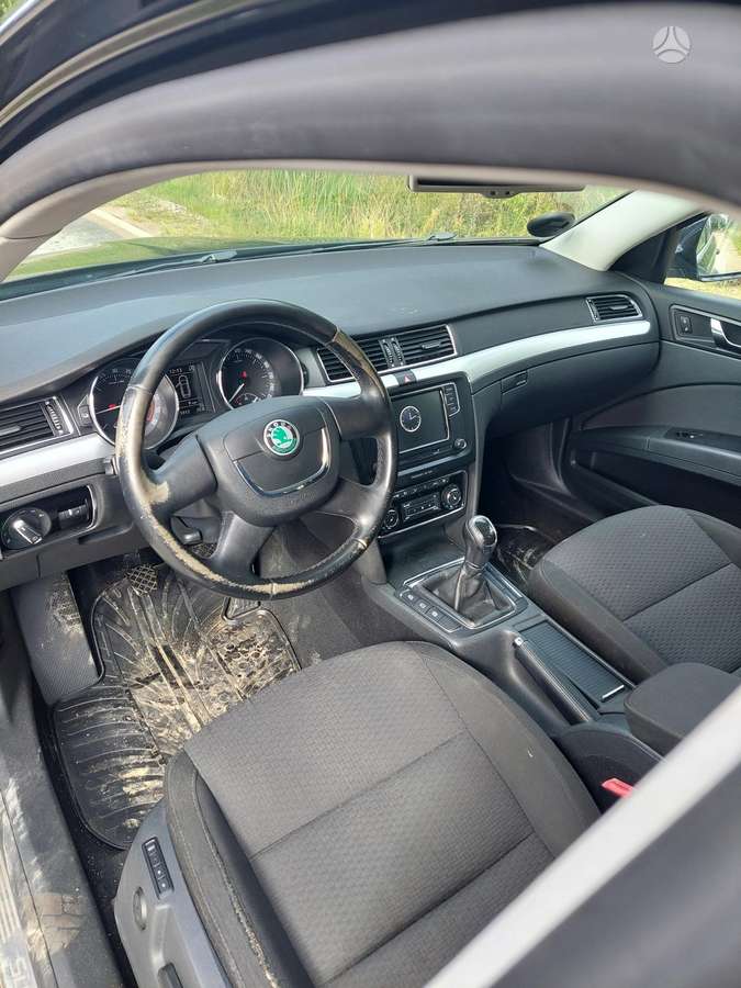 Skoda Superb, 1.6 l., Универсал