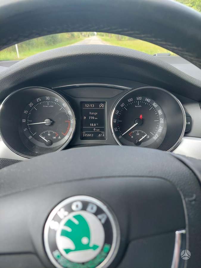 Skoda Superb, 1.6 l., Универсал