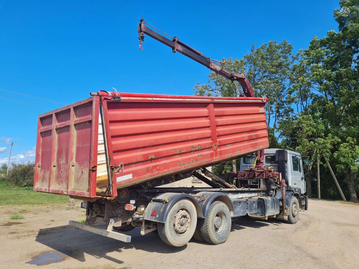 MAN F2000, hooklift trucks