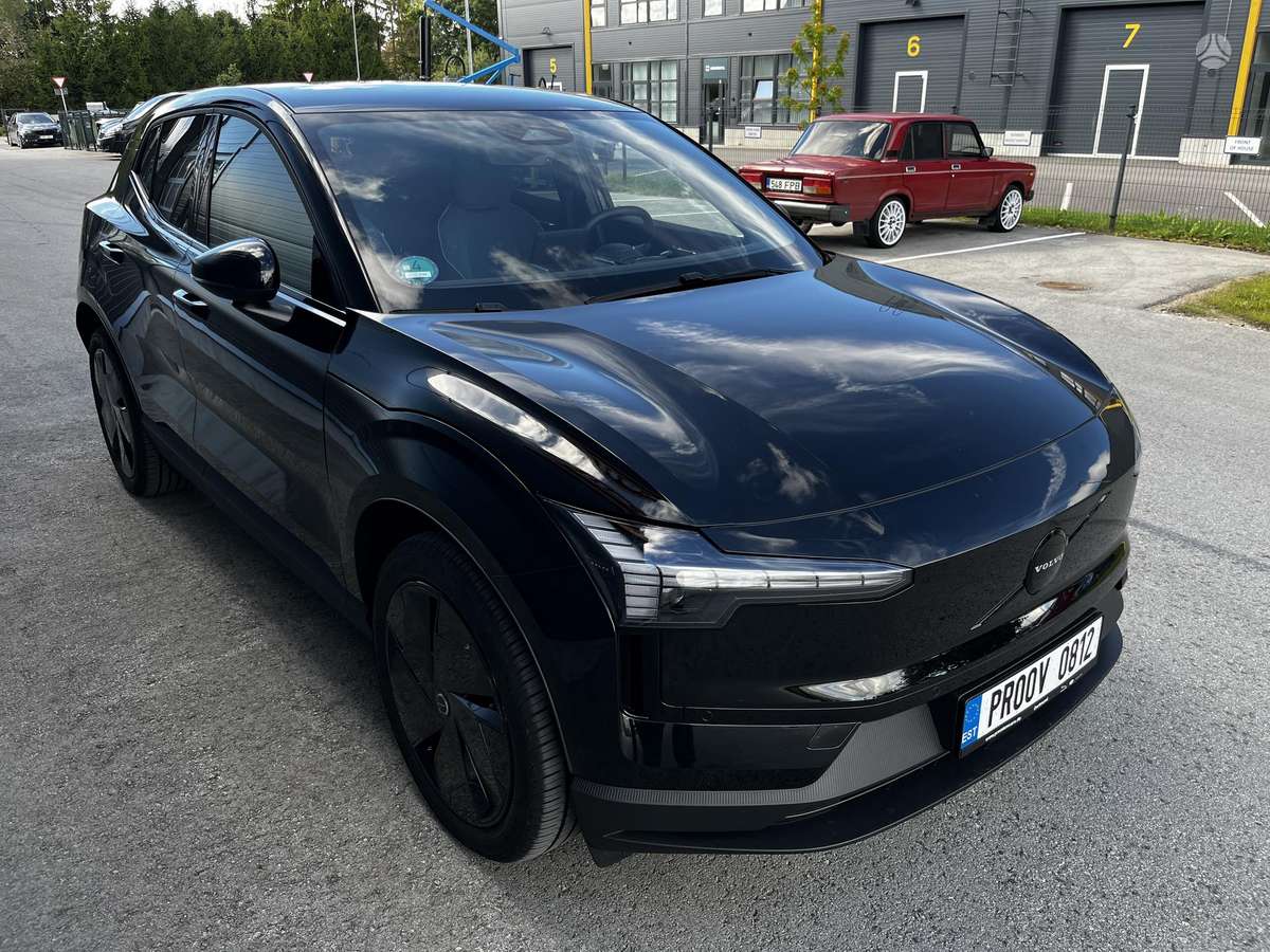 Volvo EX30 - 3