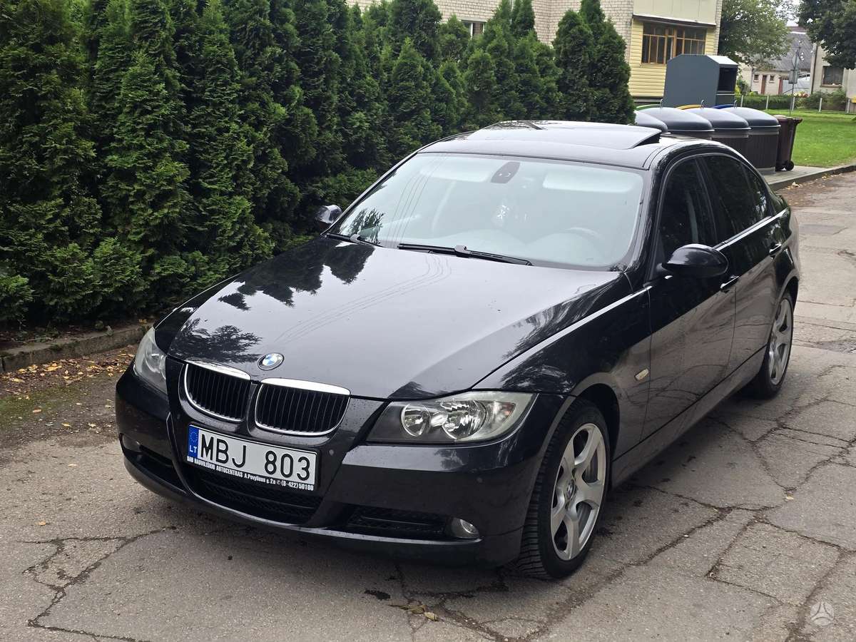 BMW 320, 2.0 l., Седан