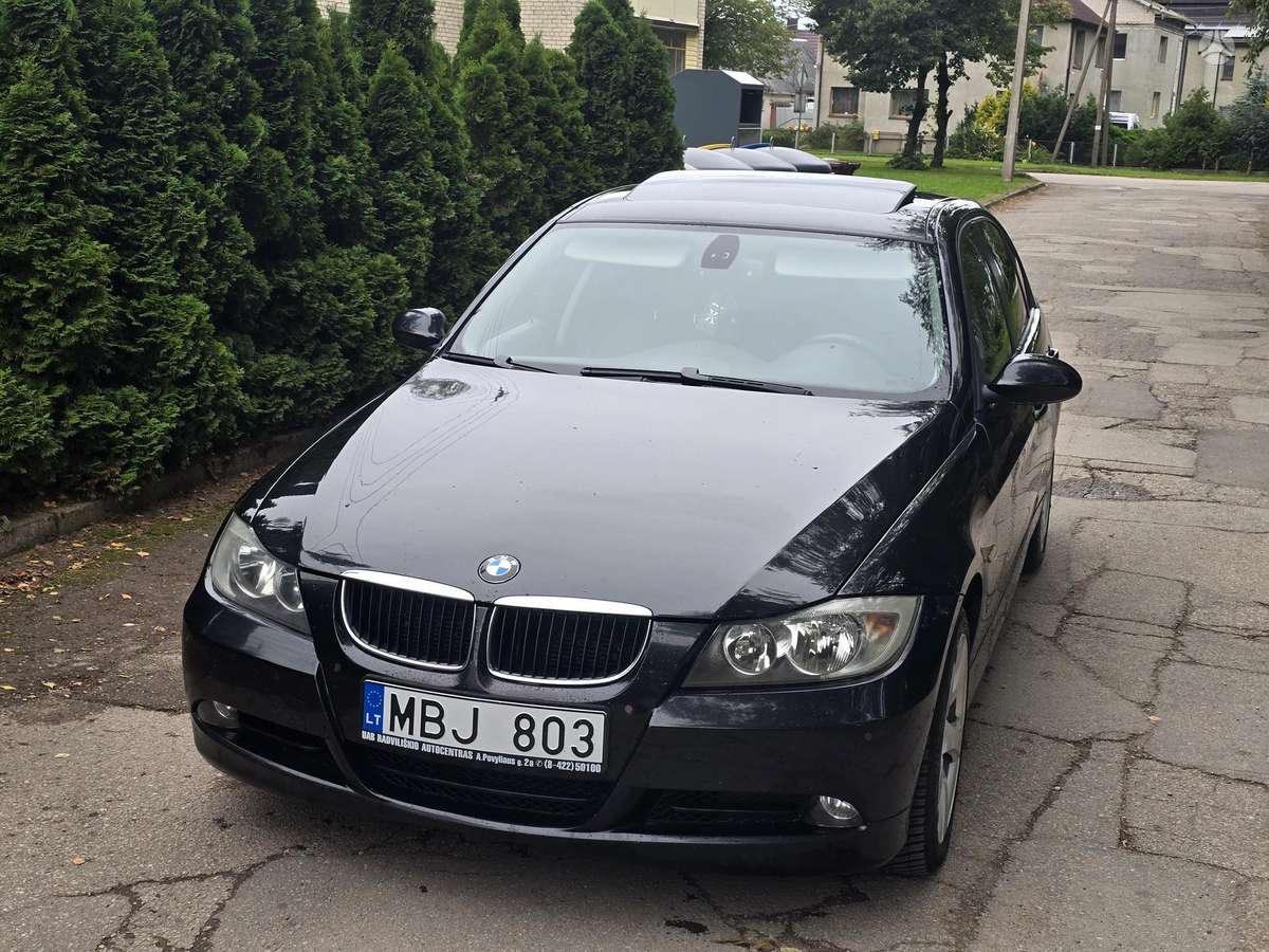 BMW 320, 2.0 l., Седан