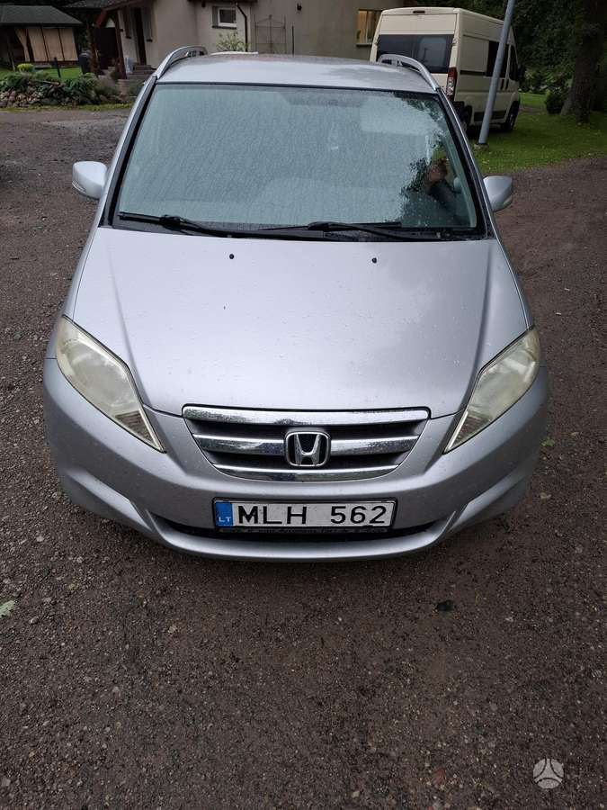 Honda FR-V