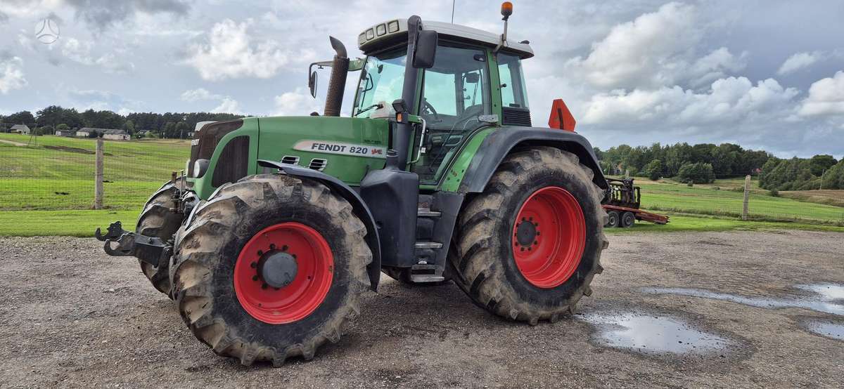 Fendt 820 Vario TMS, tractors