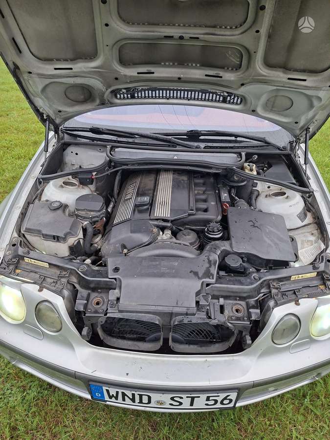 BMW 325, 2.5 l., Хэтчбек