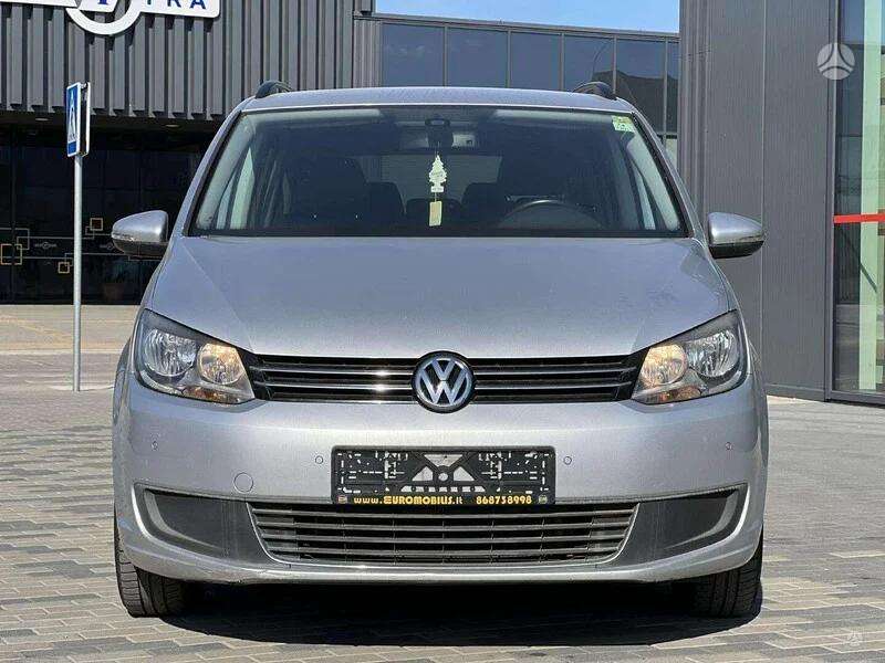 Volkswagen Touran - 3