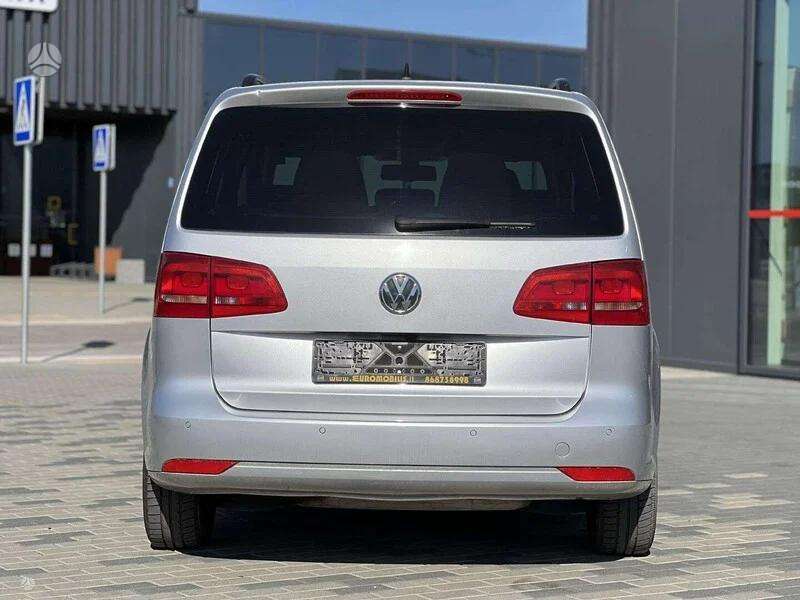 Volkswagen Touran - 6