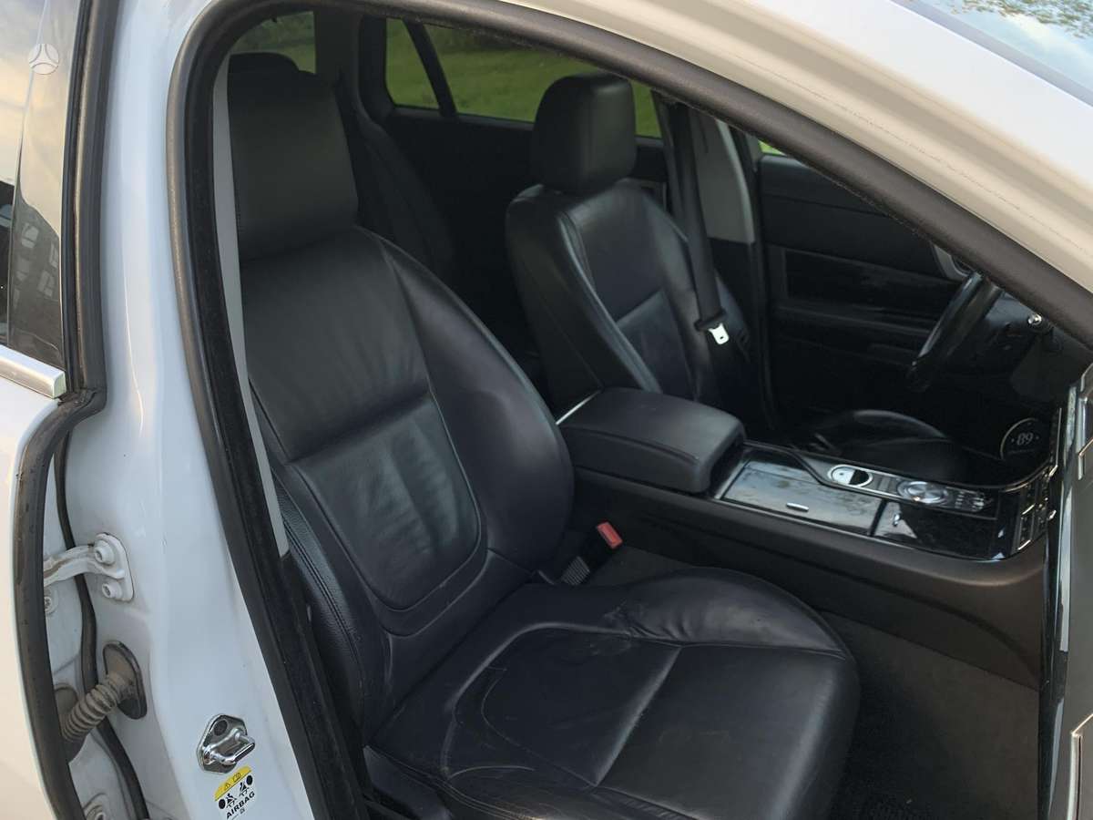 Jaguar XF, 2.2 l., Универсал
