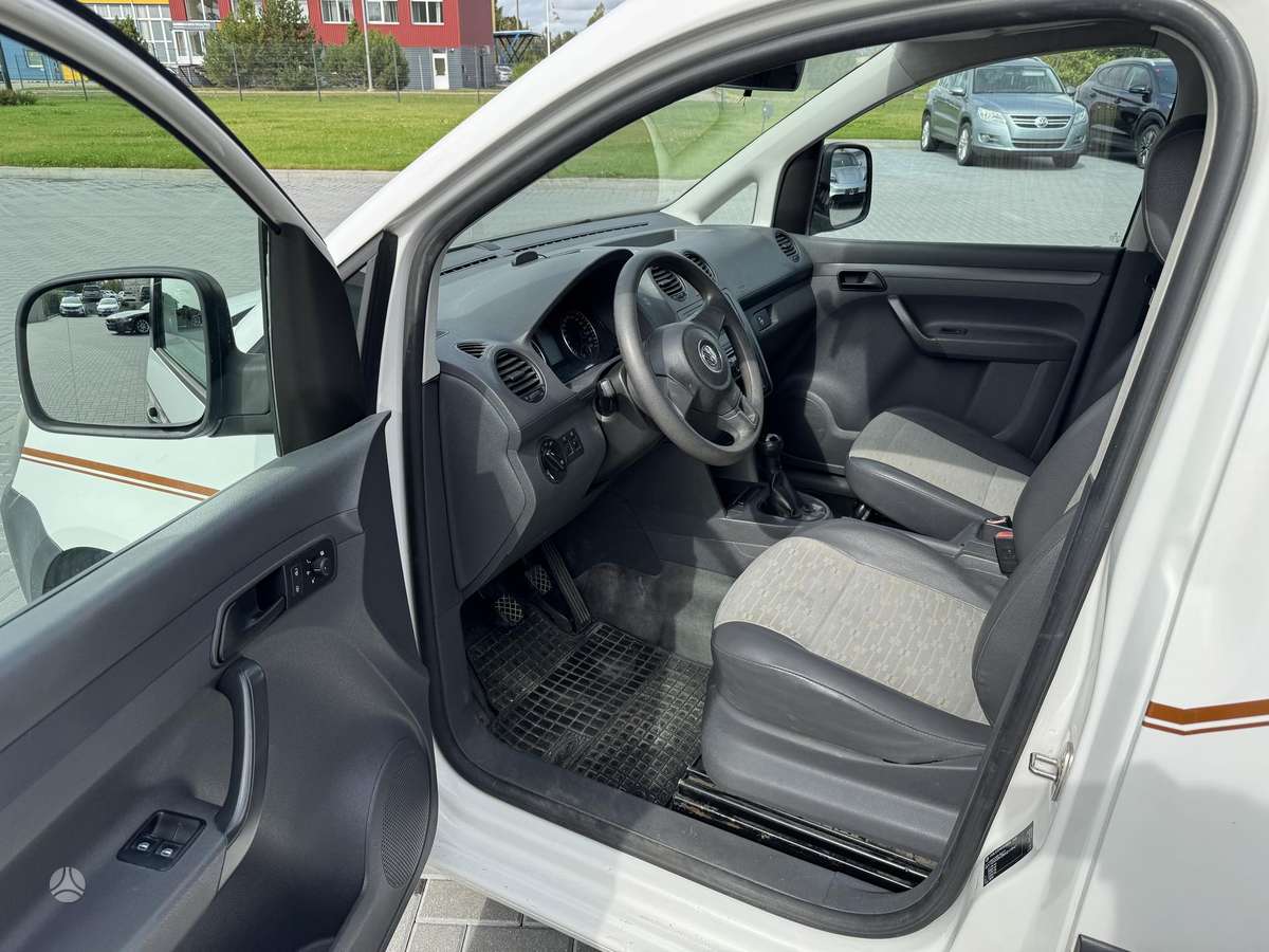 Volkswagen Caddy, 1.6 l., Коммерческий