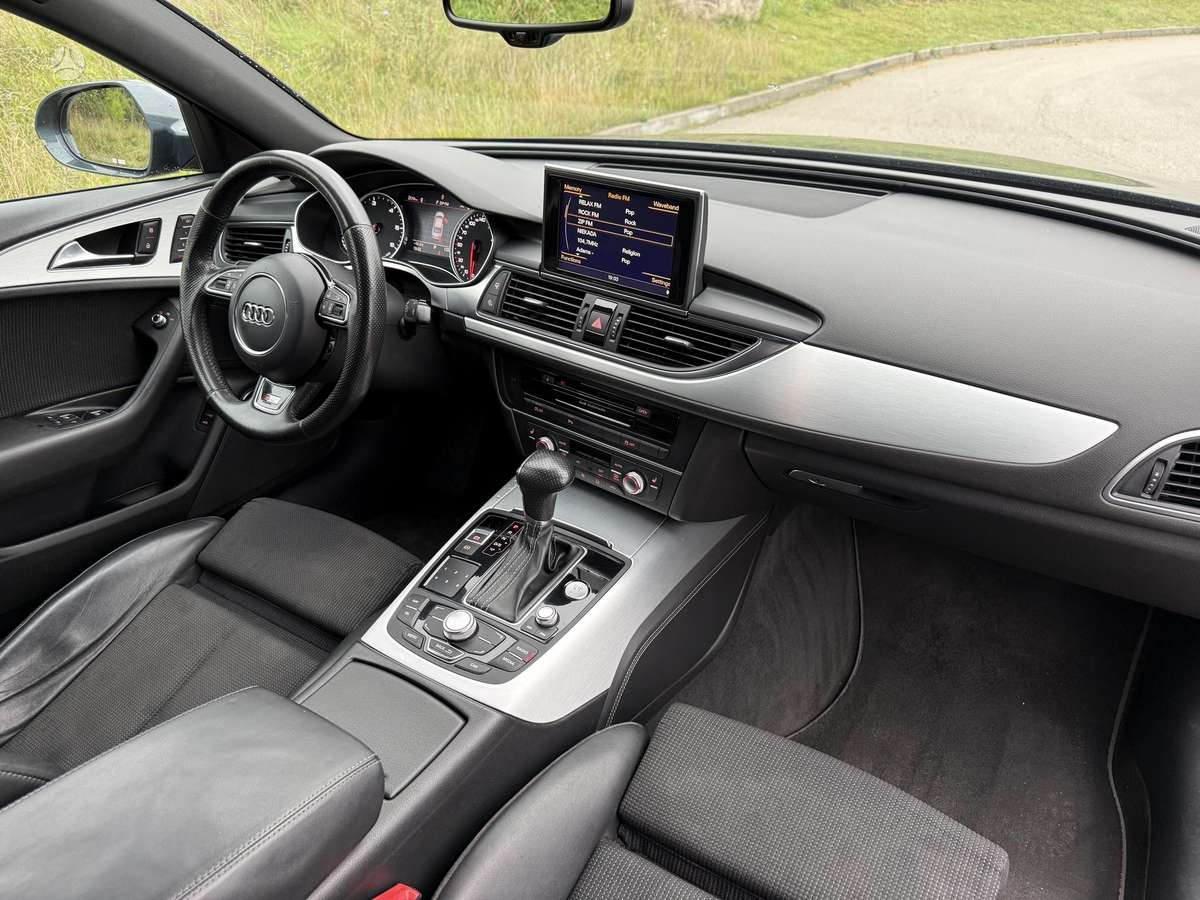 Audi A6, 3.0 l., Седан