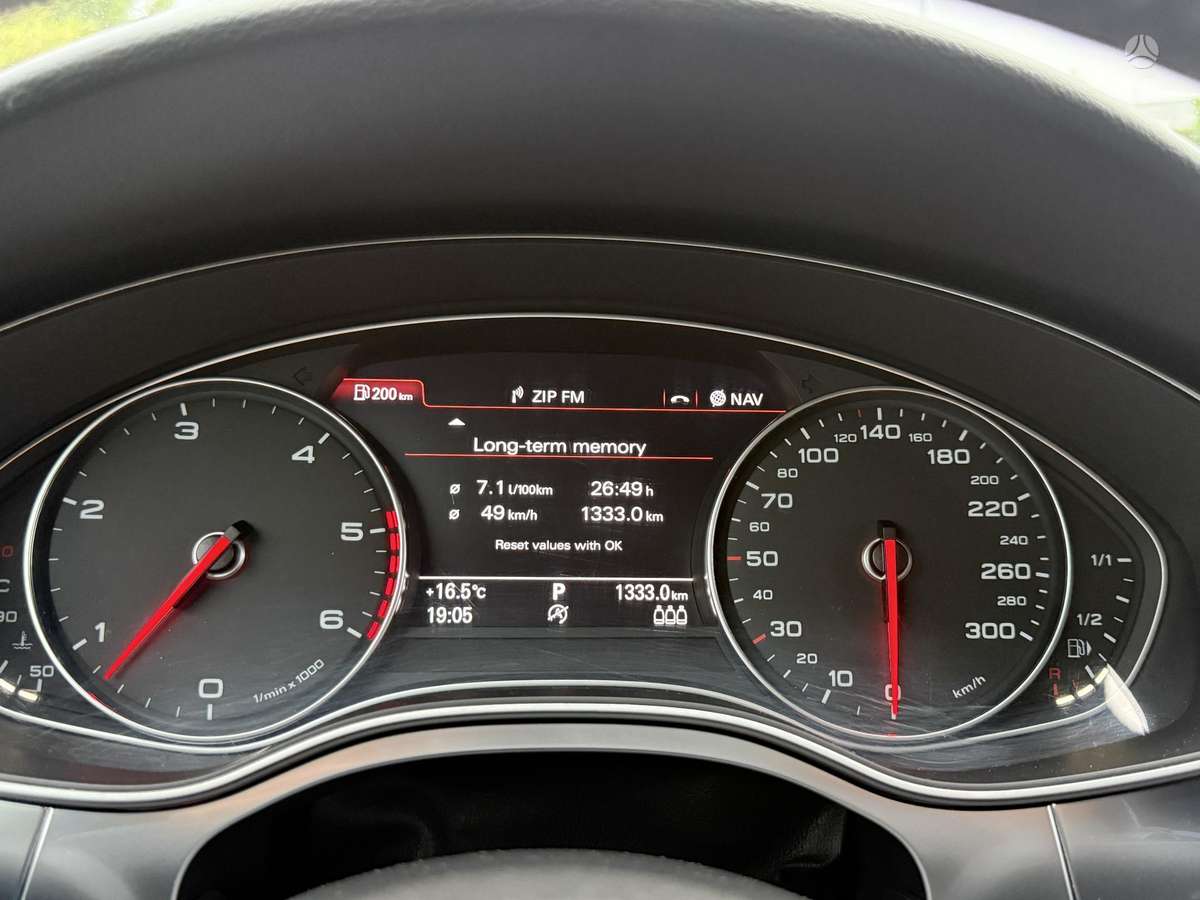 Audi A6, 3.0 l., Седан