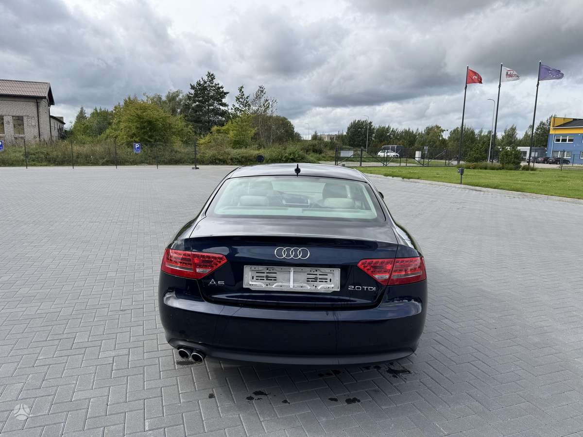 Audi A5, 2.0 l., coupe
