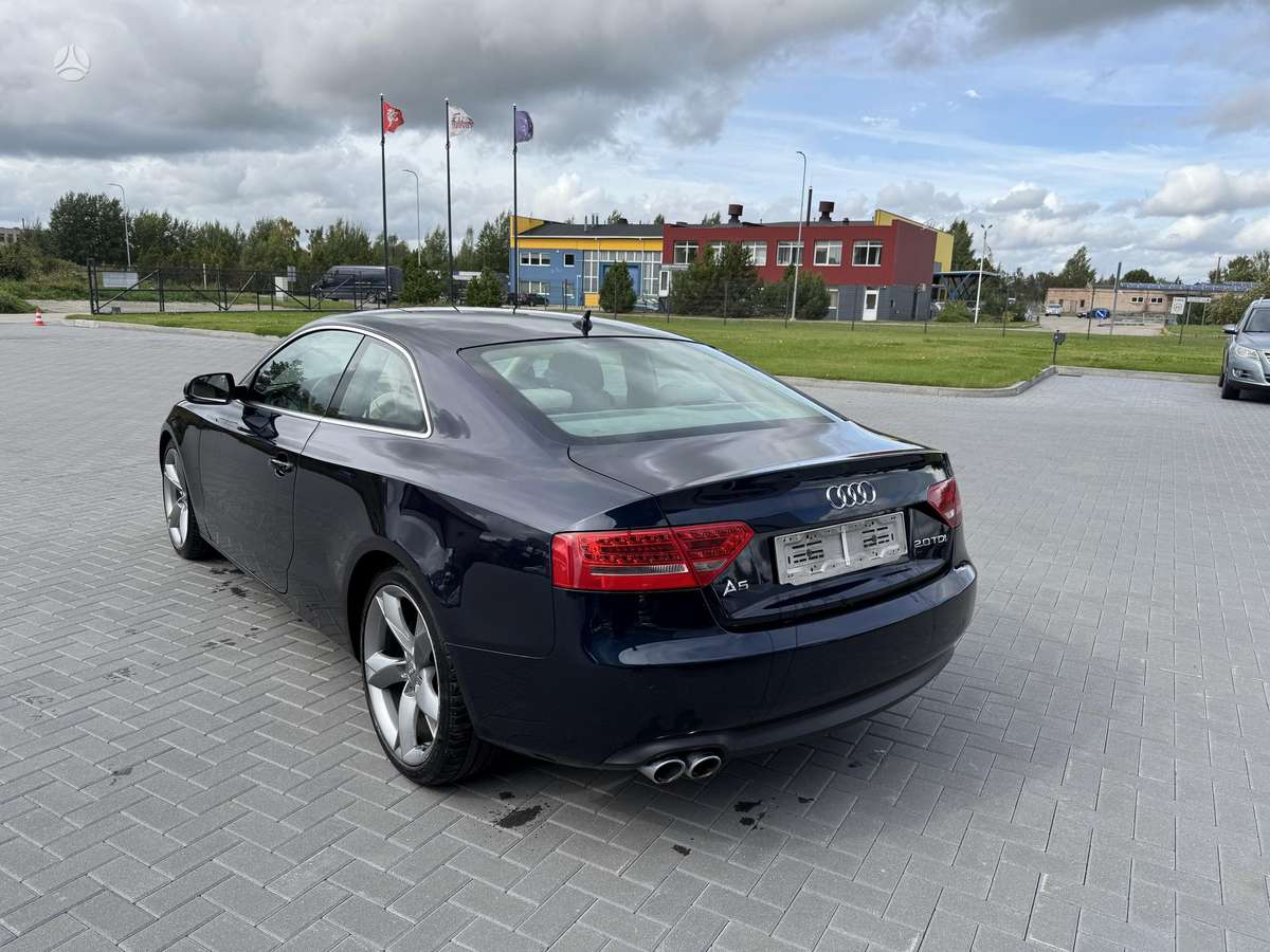 Audi A5, 2.0 l., coupe