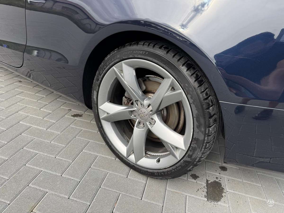 Audi A5, 2.0 l., coupe