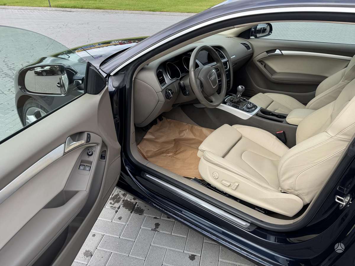 Audi A5, 2.0 l., coupe