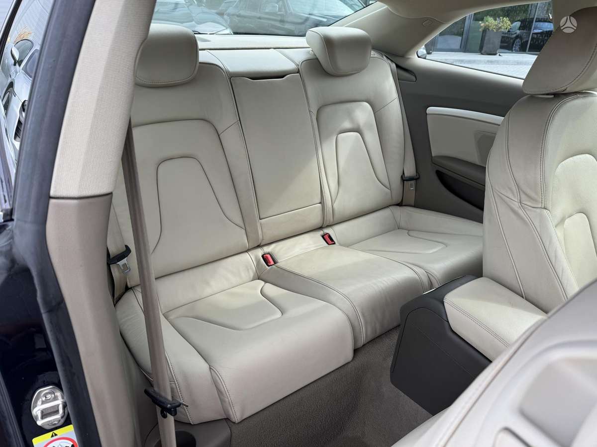 Audi A5, 2.0 l., coupe