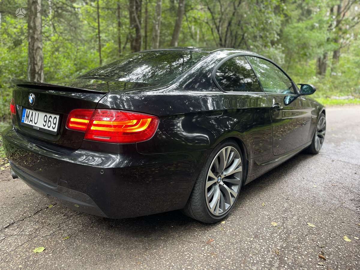 BMW 320, 2.0 l., coupe