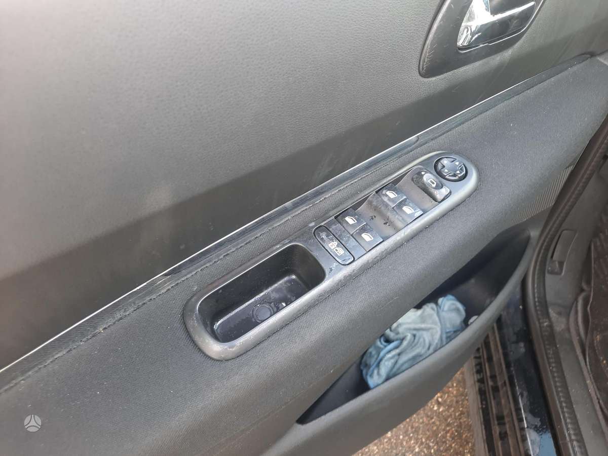 Peugeot 3008, 1.6 l., Универсал