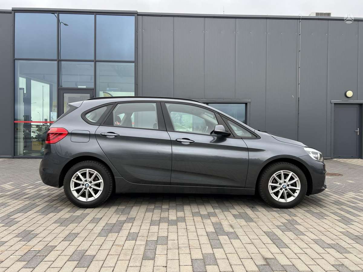 BMW 218 Active Tourer, 2.0 l., Минивэн
