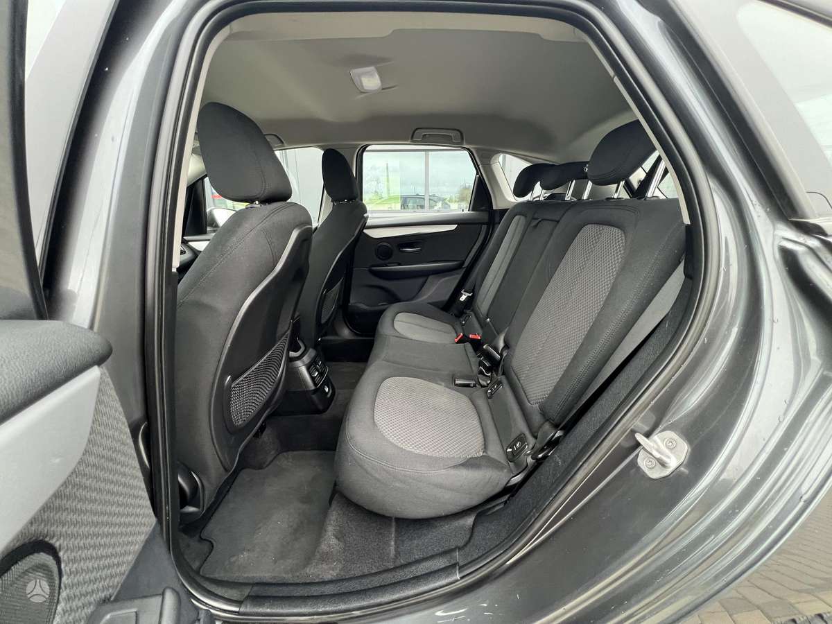 BMW 218 Active Tourer, 2.0 l., Минивэн