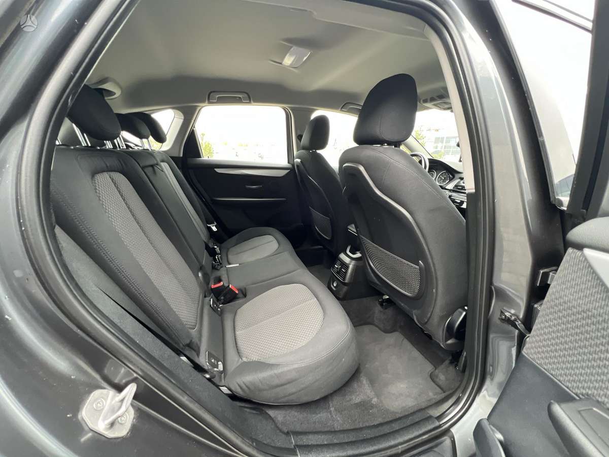 BMW 218 Active Tourer, 2.0 l., Минивэн