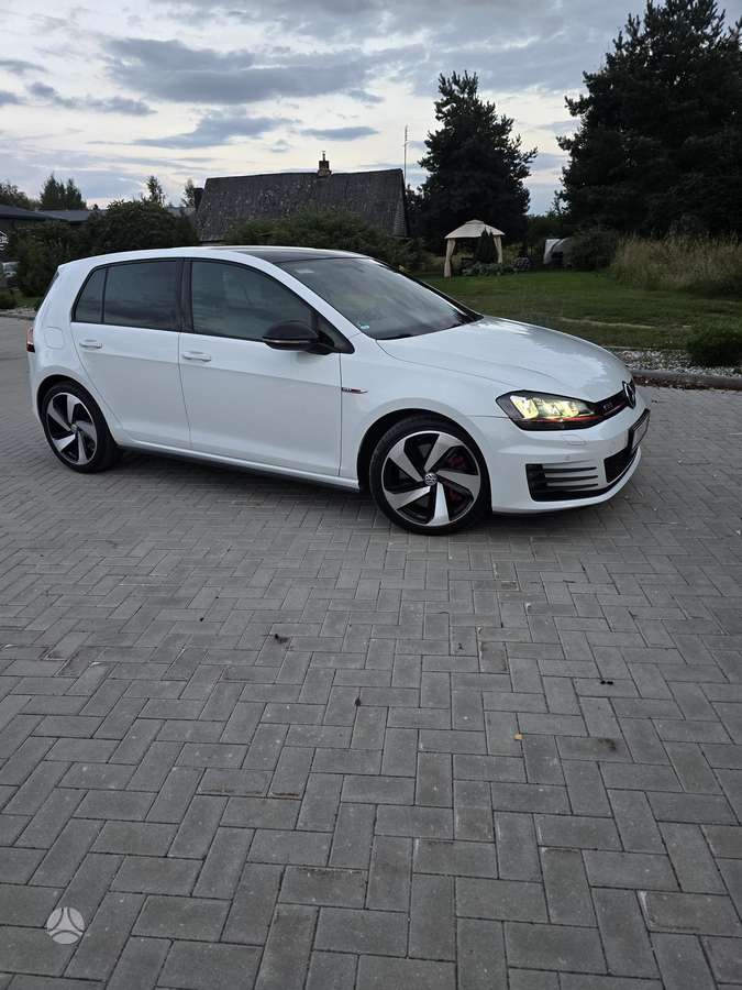 Volkswagen Golf, 2.0 l., hatchback