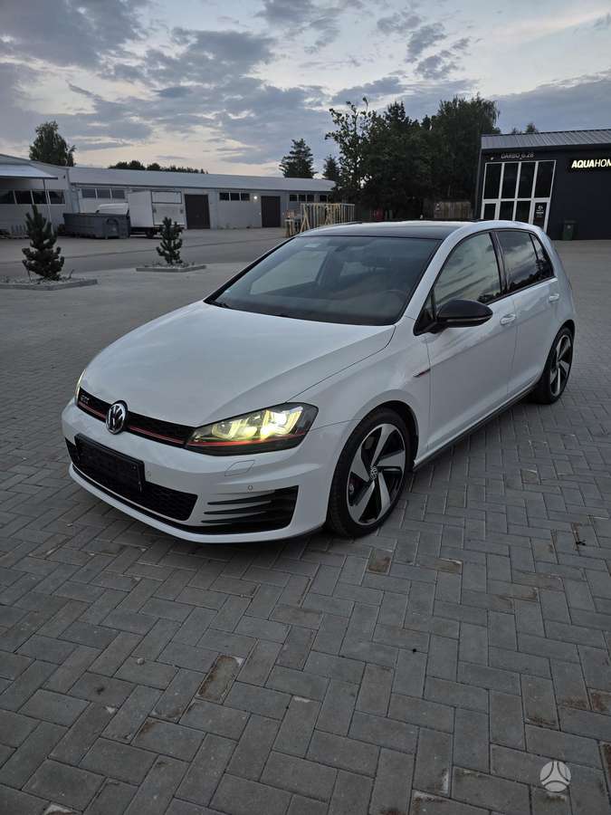 Volkswagen Golf, 2.0 l., Хэтчбек